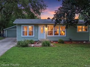 2042 Orland, Wixom, MI 48393