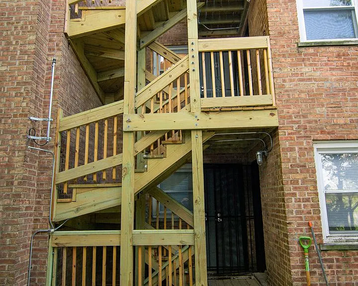 14113 S Stewart Ave — Photo 1
