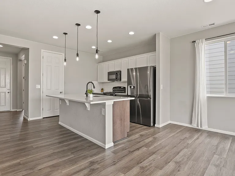 6453 Bodacious Cir — Photo 4