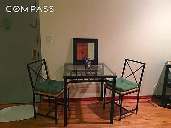 5th image of 762 Dean St APT 4