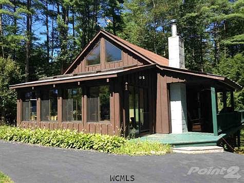 3rd image of 60 Montreaux Ln