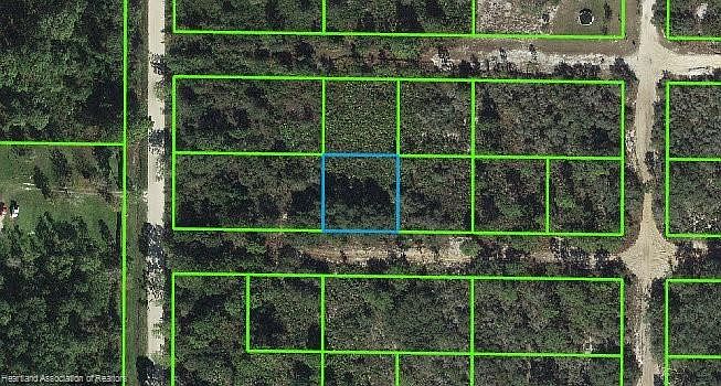 2nd image of 3000 W Cheviot Rd