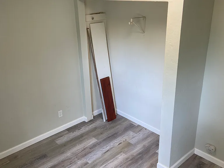 7567 1/2 Baird Way — Photo 8