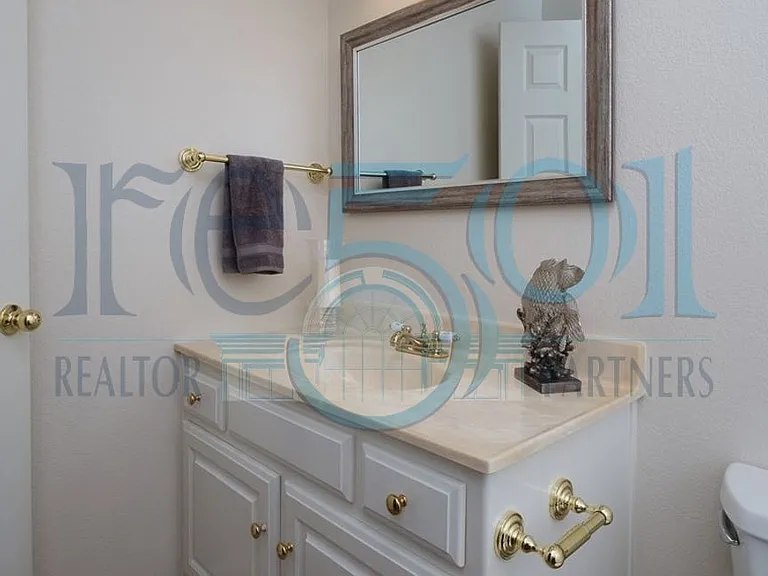 7104 Ohio St #1 — Photo 24