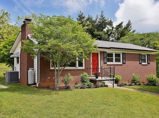 51 Debra Ln, Asheville, NC 28806