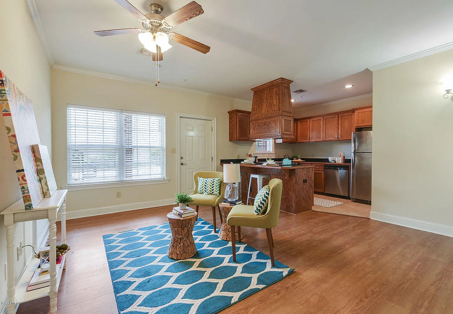 Studio, 1.0 bath, 679 sqft, $950 — Photo 2