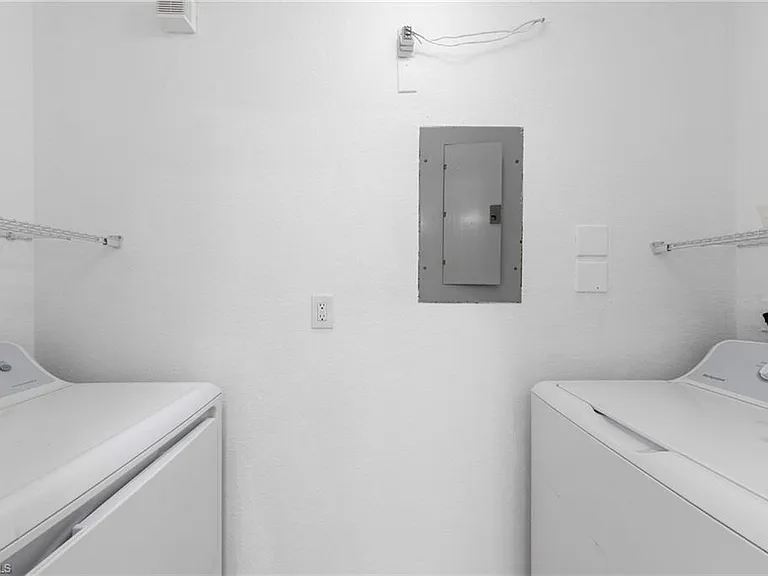 27123 Matheson Ave #206 — Photo 22