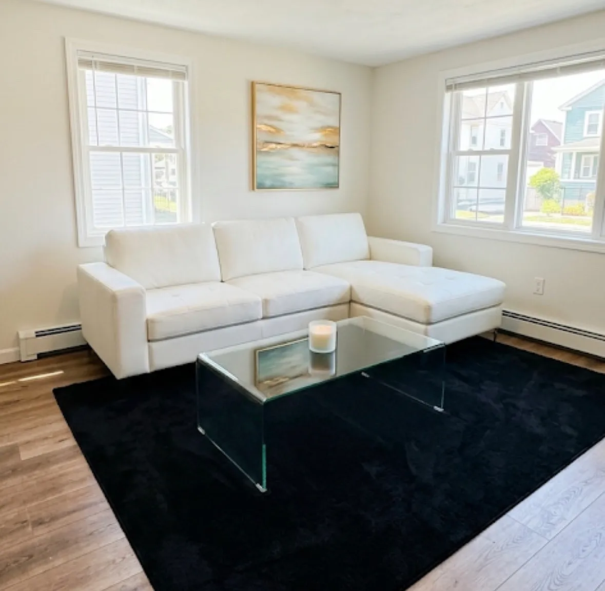 3 bed, 1000 sqft, $3,600 — Photo 2
