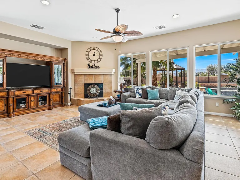 80445 Paria Way — Photo 21