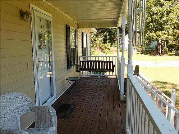 2nd image of 165 Dakota Dr