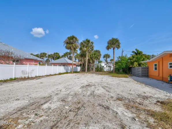 306 Normandy Ave, New Smyrna Beach, FL 32169