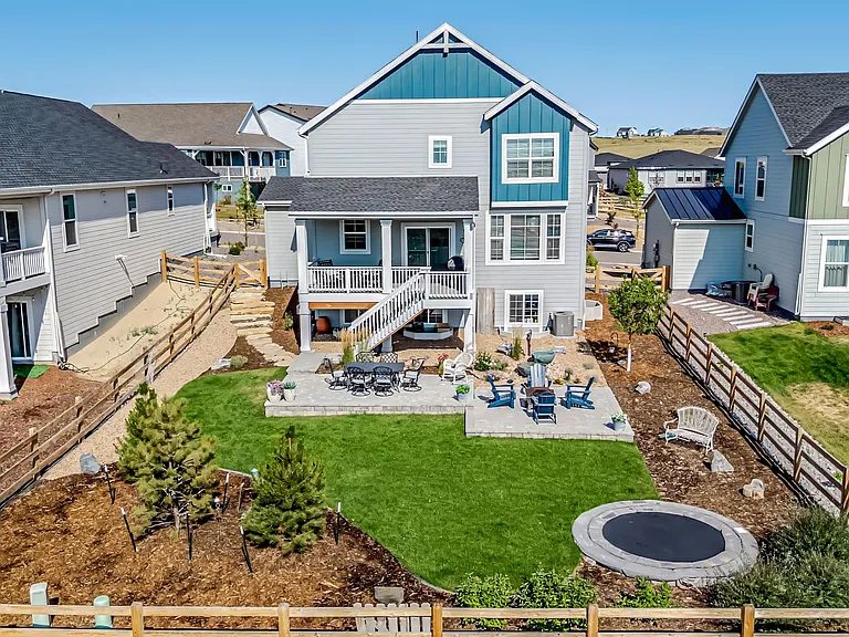 39502 Penn Rd — Photo 1