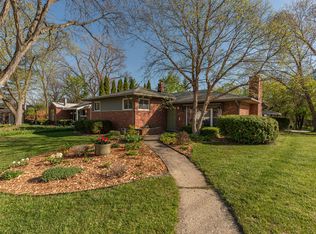 2441 Buckingham Rd, Ann Arbor, MI 48104