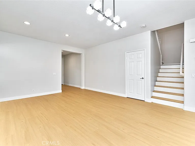 40 Freeman Ln — Photo 3