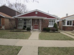 3653 W 70th St, Chicago, IL 60629