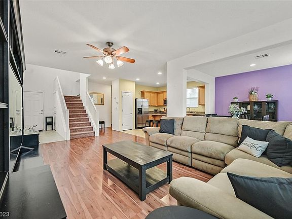 4th image of 7464 Benlomond Ave