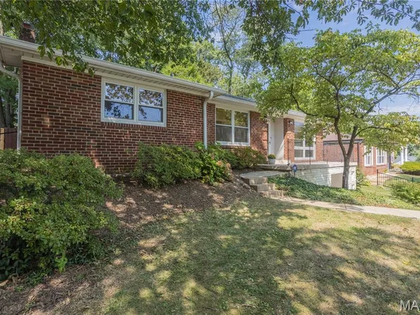 8780 W Kingsbury Ave, Saint Louis, MO 63124