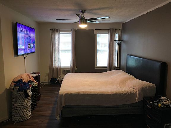 5th image of 10420 Wisteria Dr