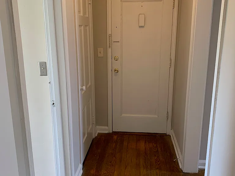 2848 Thornhill Rd — Photo 34