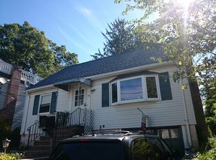 54 Hemlock Rd, West Roxbury, MA 02132