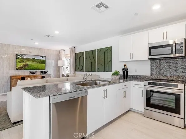 11306 Inspiration Dr, Desert Hot Springs, CA 92240