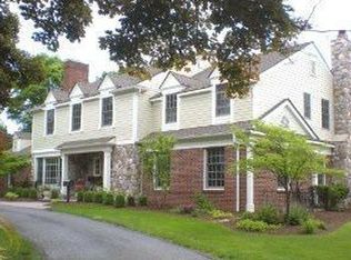 250 N Cranbrook Rd, Bloomfield Hills, MI 48301