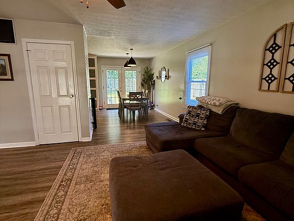 3rd image of 534 Alpha Ave