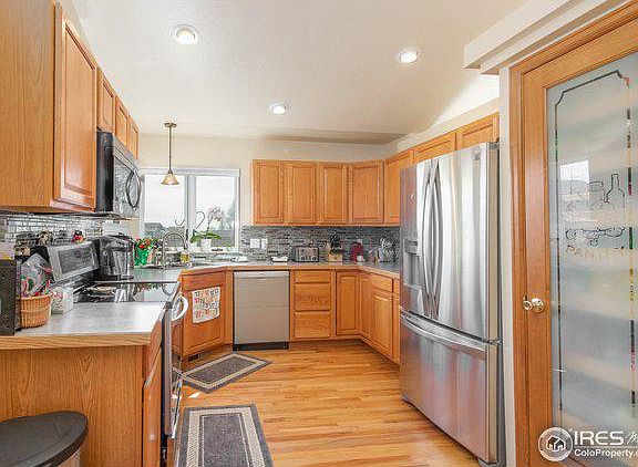 4th image of 805 Scotch Pine Dr