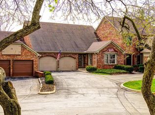 1251 Kenbrook Hills Dr, Columbus, OH 43220