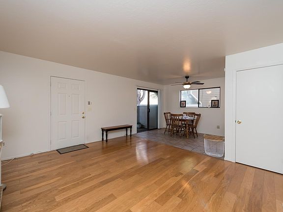 4th image of 2147 W Steele Lane