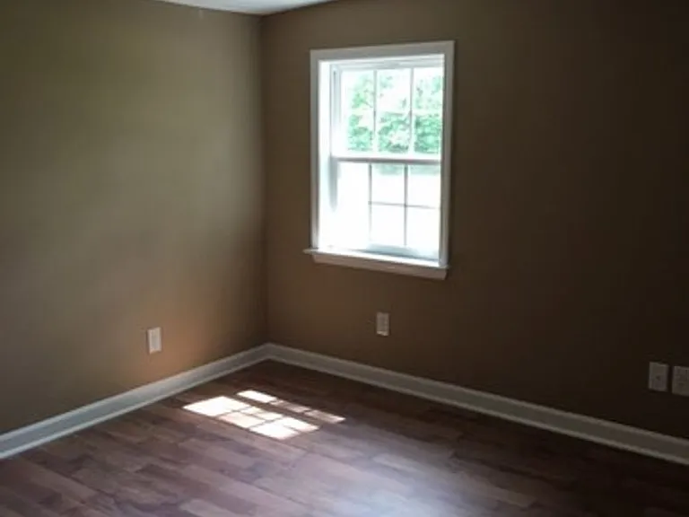 528 Haws Run Rd — Photo 10