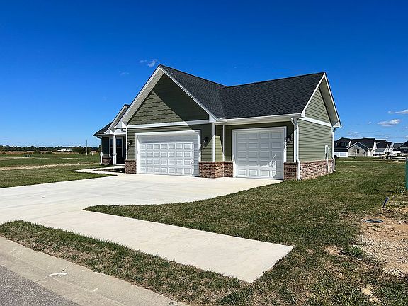 3rd image of 6769 Redbud Ln