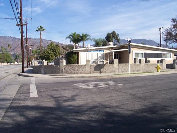 3rd image of 1105 E Northridge Ave