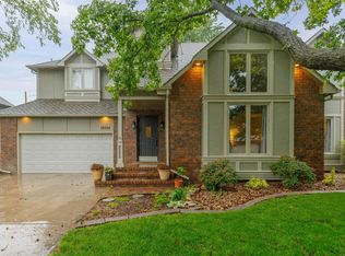 12024 W Briarwood Cir, Wichita, KS 67235