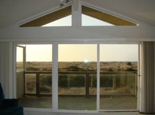 1031 S Sand Dune Ave SW, Ocean Shores, WA 98569