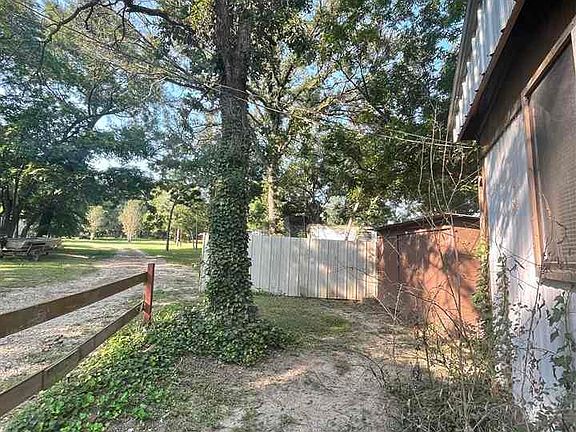 3rd image of 160 Private Road 6904
