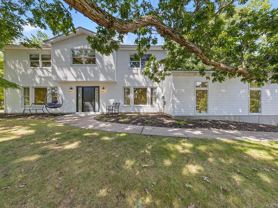 1st image of 10 Demarest Road
