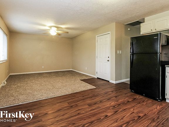 4th image of 2416 Chappie Ln