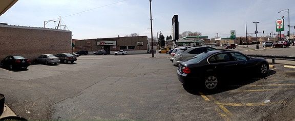 2nd image of 2749 N Harlem Ave