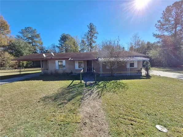 73 Crapse St, Varnville, SC 29944