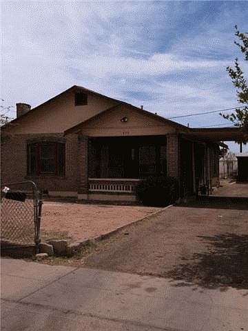2nd image of 415 N 13th Pl