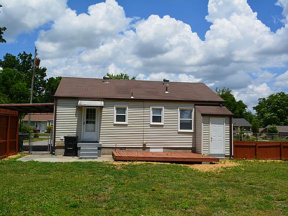 4th image of 613 Cottonwood Dr