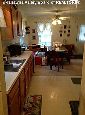 4th image of 2121A Zabel Dr