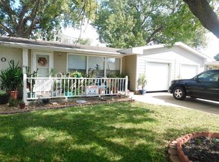 1406 Brittany St, Salina, KS 67401