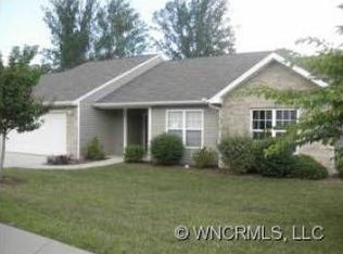 70 Farington Cir, Fletcher, NC 28732