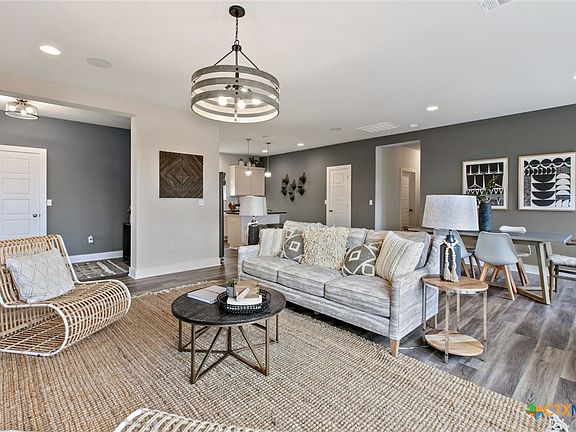 4th image of 6301 Principale Dr