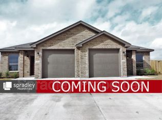 300 Sparrow Cv #B, Troy, TX 76579