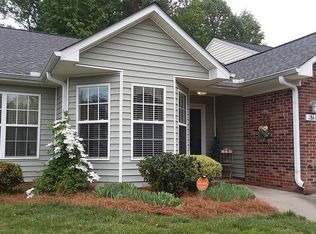 1861 Salem Bluff Dr, Winston Salem, NC 27127