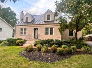 1451 Pathfinder Ln, Mc Lean, VA 22101