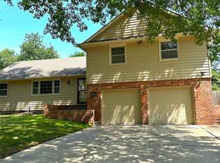 5508 SW 23rd Ter, Topeka, KS 66614